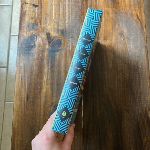 First Edition - Mercury by Margot Livesey - Fiction Hardcover - Great Condition - Picture 2 of 13